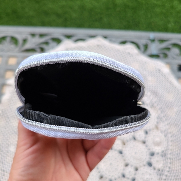 Friday the 13th Jason Mask Coin Purse - Picture 12 of 15